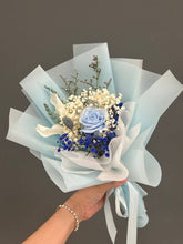 Load image into Gallery viewer, Single Stalk Preserved Bouquet (Blue)
